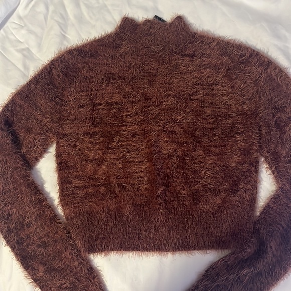 NWT • Express Cropped Fuzzy Brown Turtleneck Sweater - Picture 5 of 10